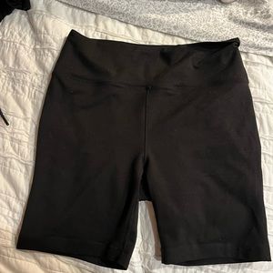 Outdoor Voices Biker Shorts Flow 7”